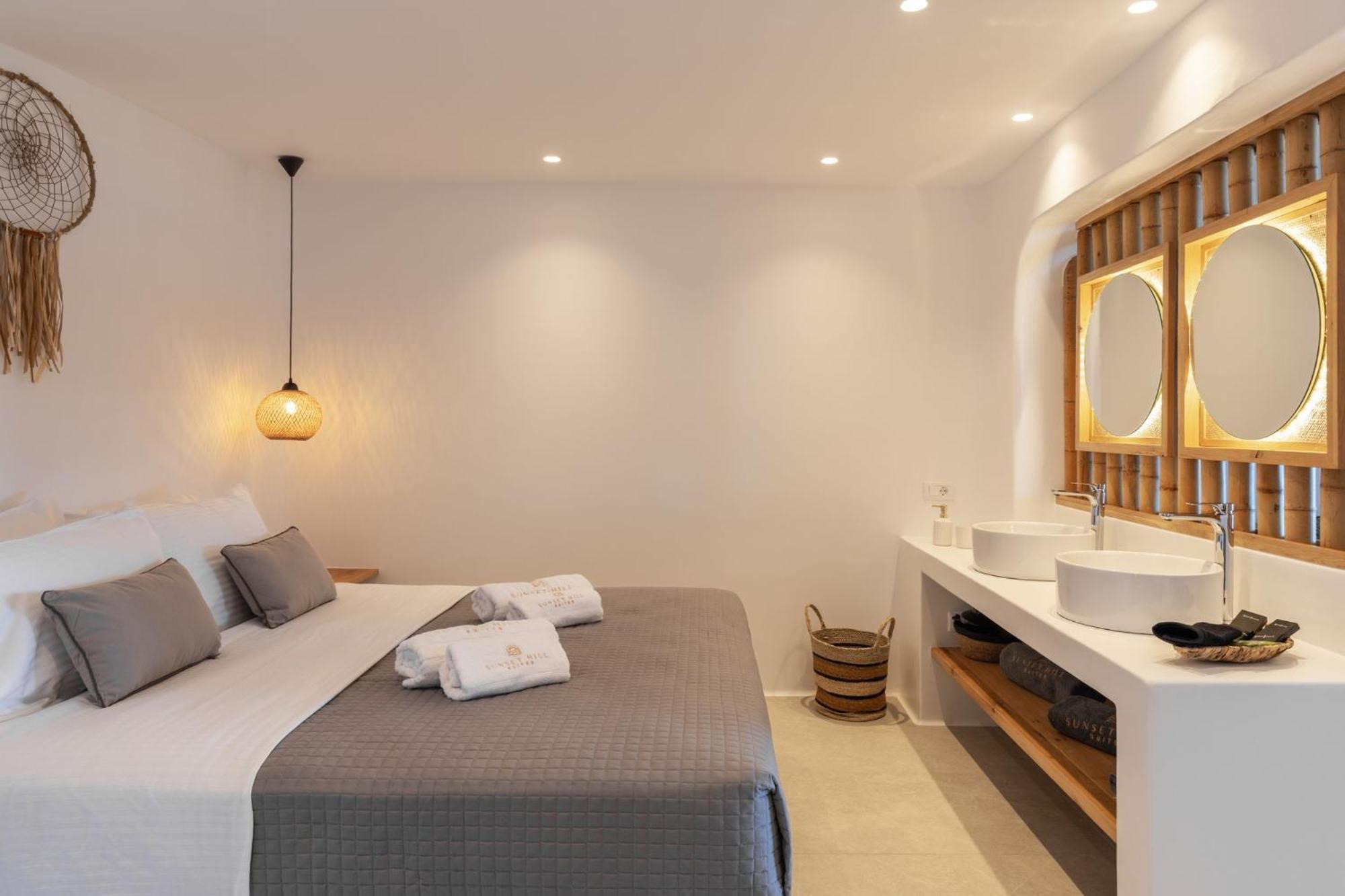 Sunset Hill Suites Mykonos Town Екстериор снимка