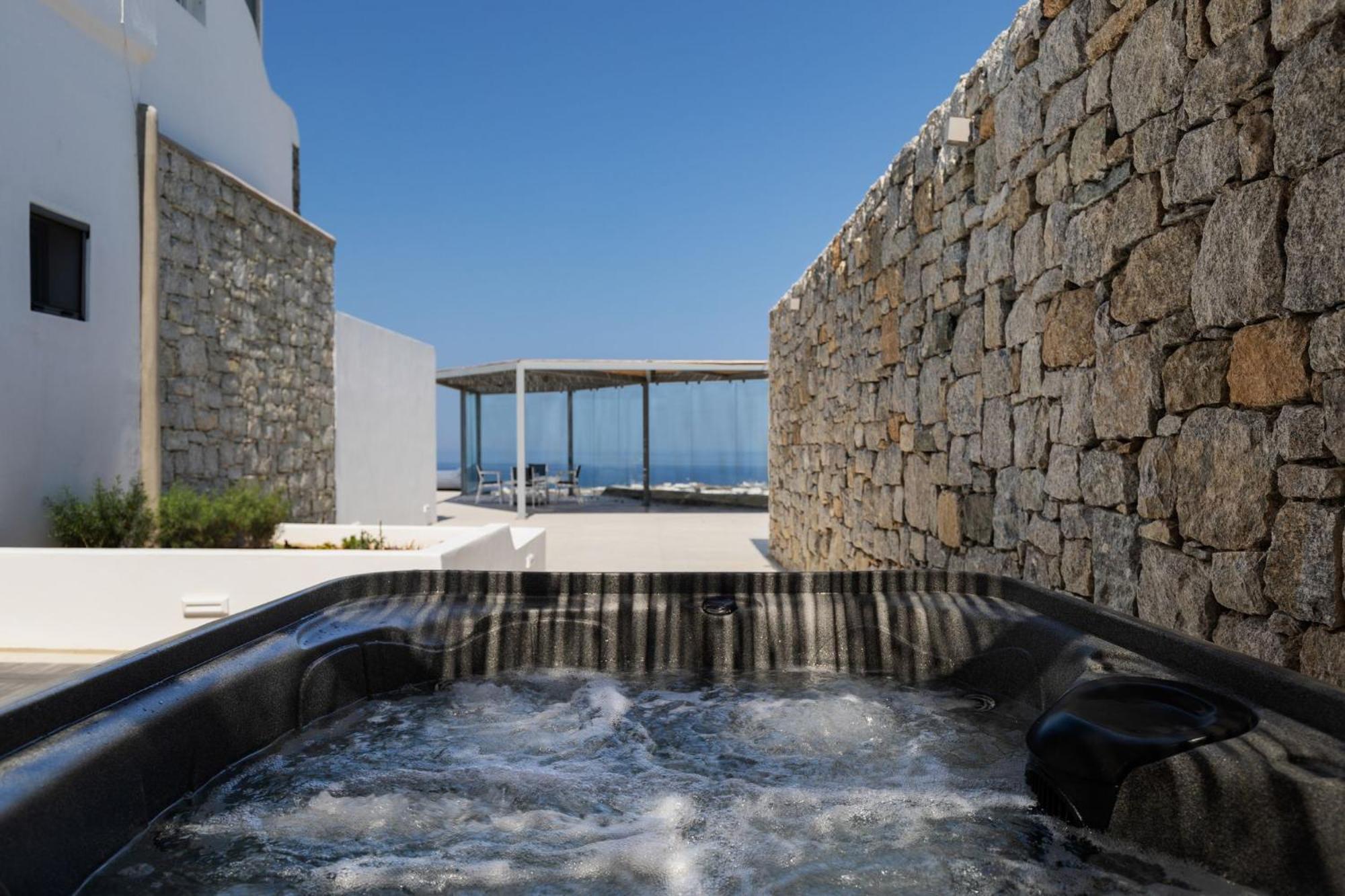 Sunset Hill Suites Mykonos Town Екстериор снимка