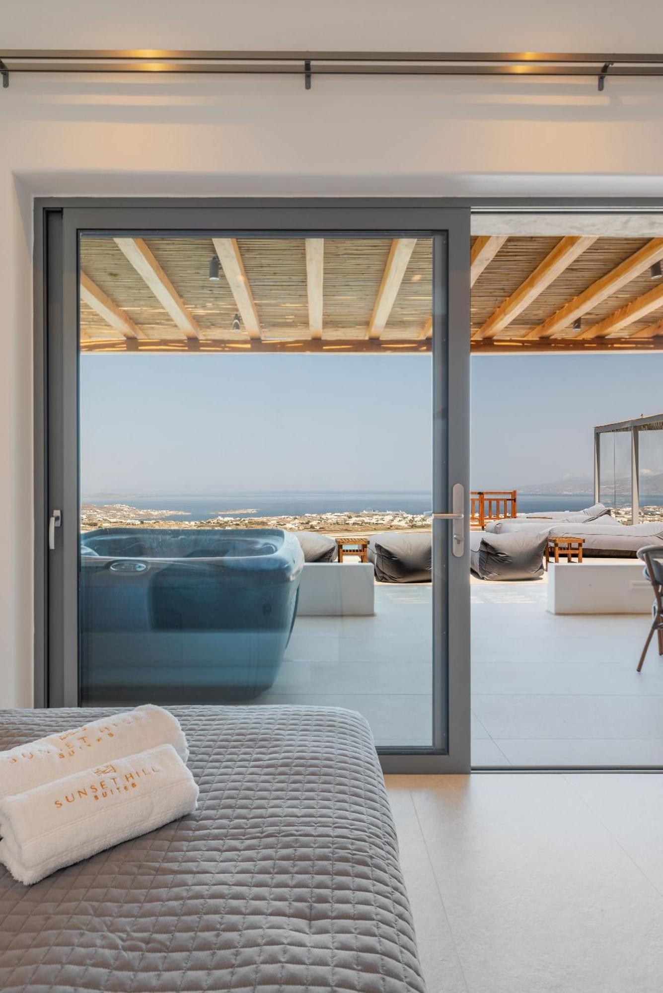 Sunset Hill Suites Mykonos Town Екстериор снимка