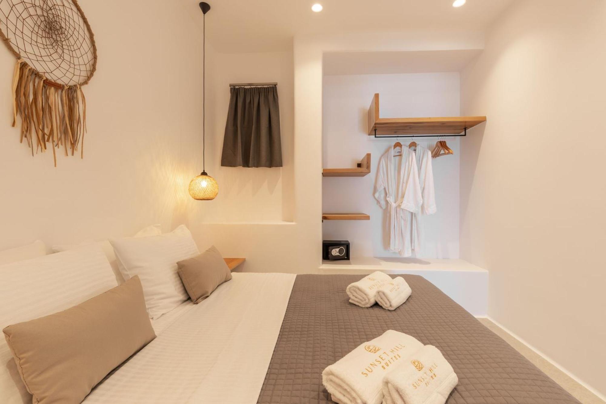 Sunset Hill Suites Mykonos Town Екстериор снимка